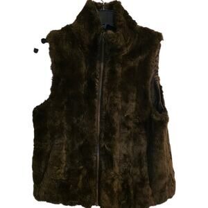 Express Women’s Faux Fur Vest Brown Size M Sleeveless Zip Front